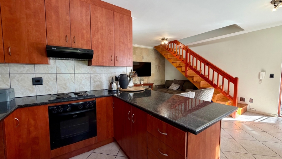 3 Bedroom Property for Sale in Stellenbosch Central Western Cape